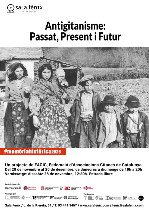 Cartell de l’exposició «Antigitanisme: Passat, Present i Futur», amb una fotografia antiga en blanc i negre de dues dones i tres infants en un entorn rural.